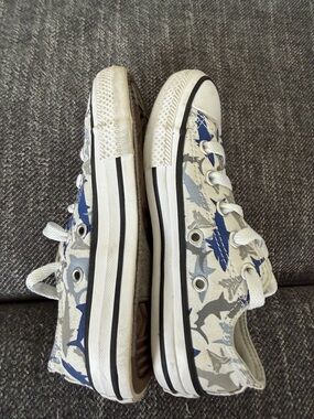 skater kidcore twee Converse Chuck Taylor All Star Low Top Shark Camo Sneakers